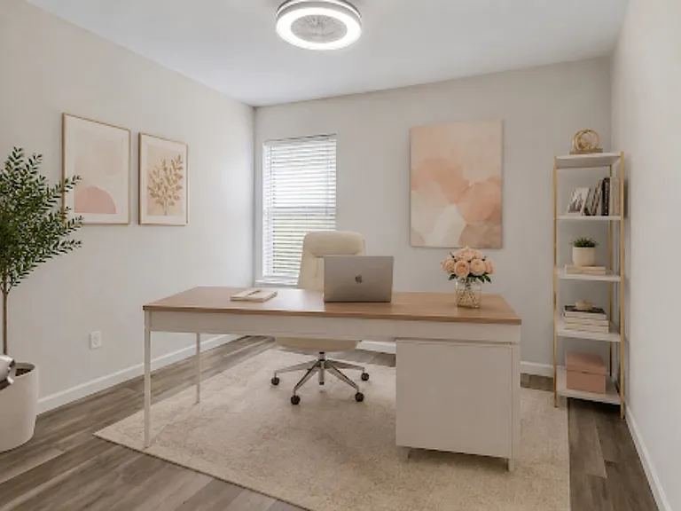 7321 Grass Valley Trl — Photo 21