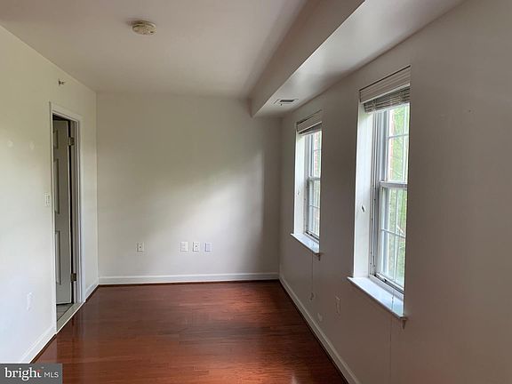 5th image of 3609 38th St NW APT 407