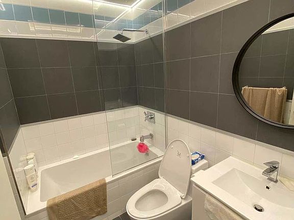 5th image of 1078 Bergen St #2L