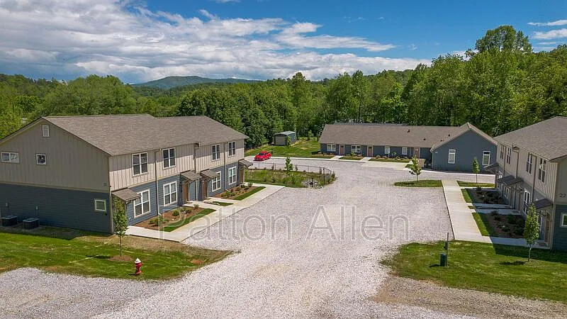 21 Catawba Valley Ct #3