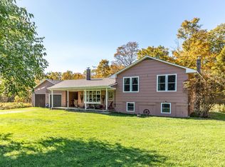 1421 Shaw Mansion Rd, Waterbury Center, VT 05677