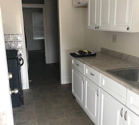 3rd image of 311 N Ojai St #C