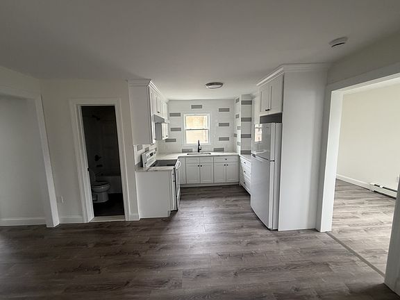 5th image of 20 Grove St #2A