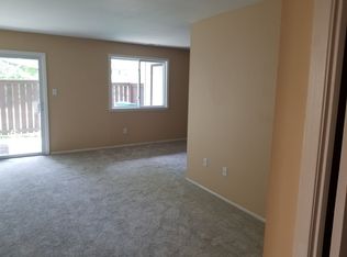 2142 Rhododendron Ct, Mays Landing, NJ 08330