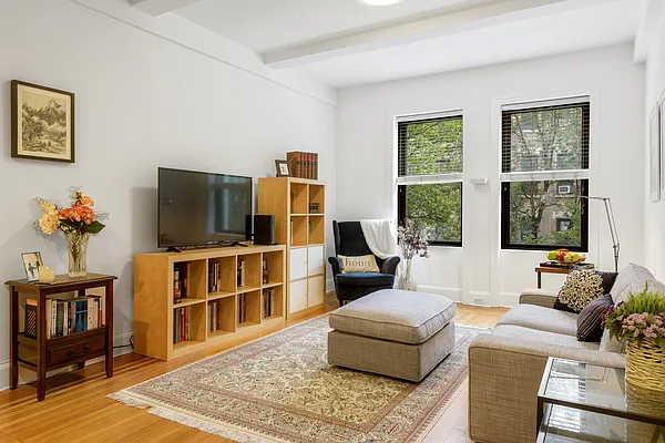 Sold by Compass | media 2