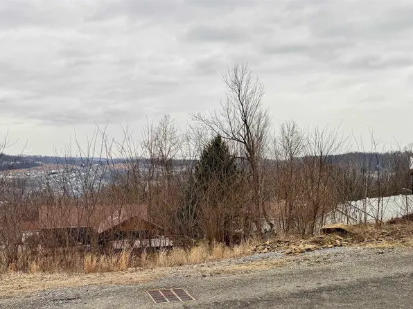 131 Canto Dr, Morgantown, WV 26508