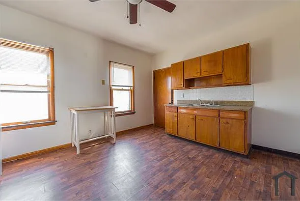 6300 Gertrude Ave #UP — Photo 11