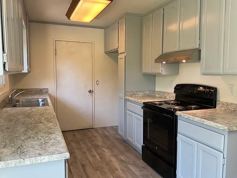 Treva Ann Dr — Photo 4