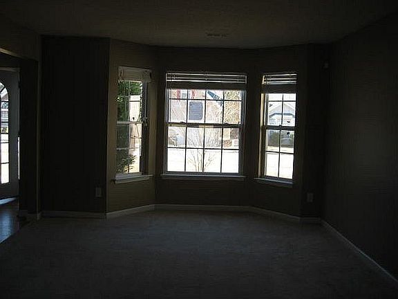 4th image of 4278 Persian Ct