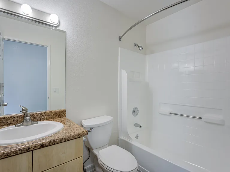 La Mesa Park - Military Housing — Photo 10
