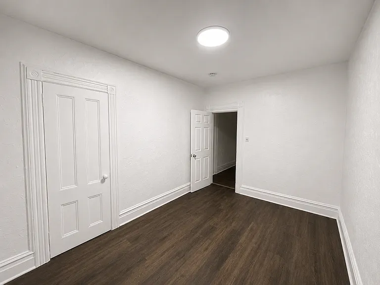 211 Burhans Ave #2 — Photo 4