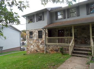 125 Golfcrest Ln, Oak Ridge, TN 37830