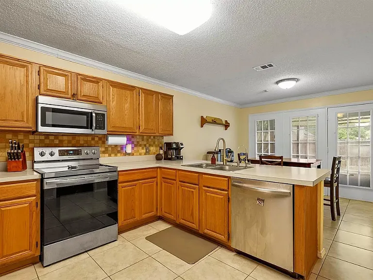 4518 Wescott Dr — Photo 19