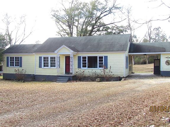 2nd image of 1325 Centreville St