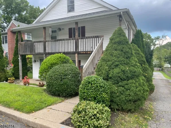 45 Dickerson Rd, Denville, NJ 07834