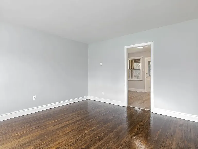1275 A Clonsilla Ave #B — Photo 6