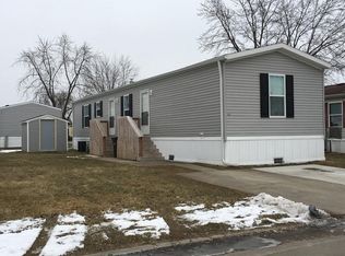 1845 Deerfield St, Monroe, MI 48161