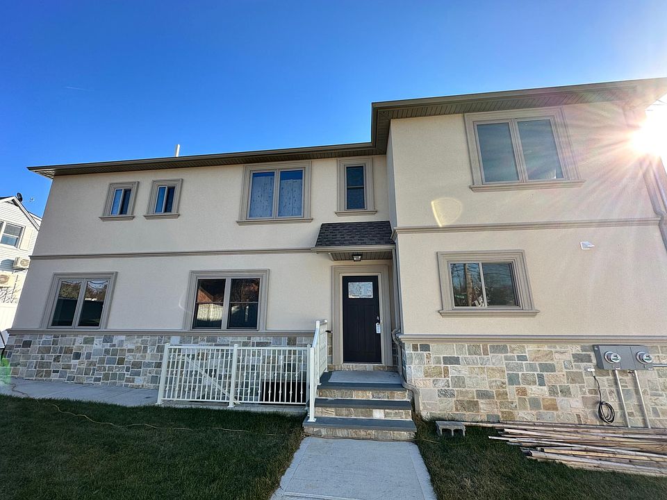 1st image of 153 Kensington Ave #1