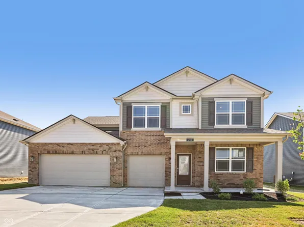 210 Ames Dr, Whiteland, IN 46184