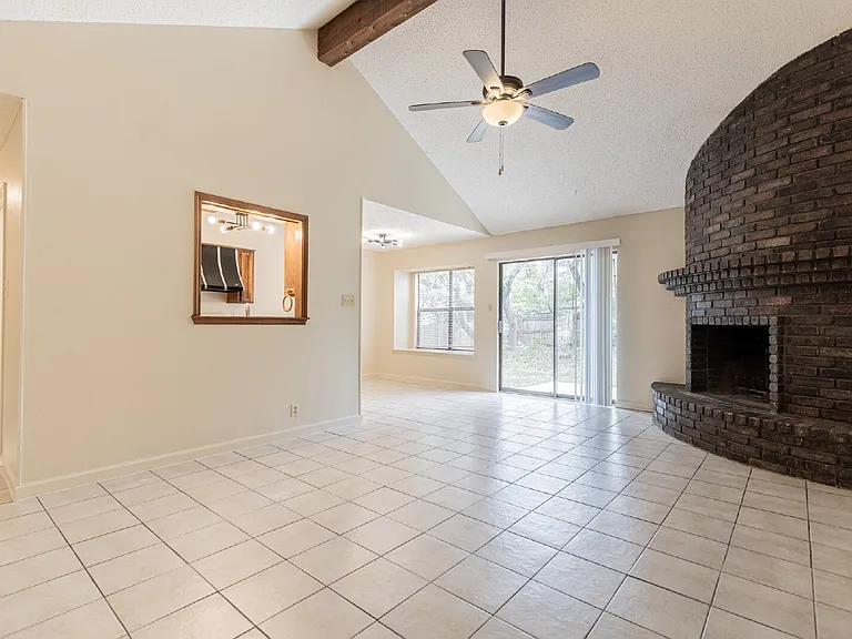 7750 Crooked Road St — Photo 6
