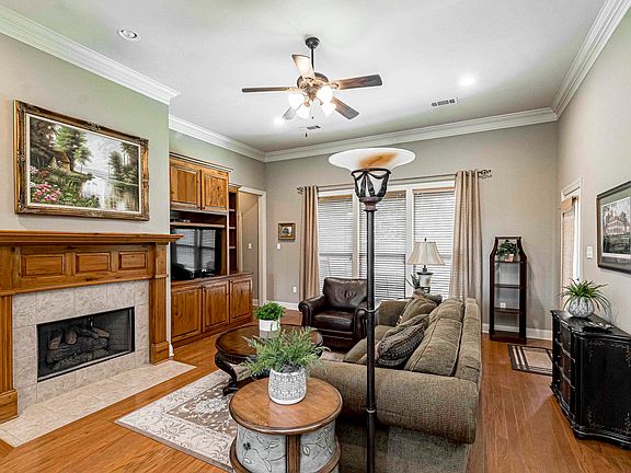 5th image of 37363 Mill Park Ave
