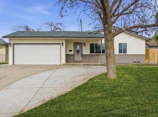 1208 Lindsay Dr, Bakersfield, CA 93304