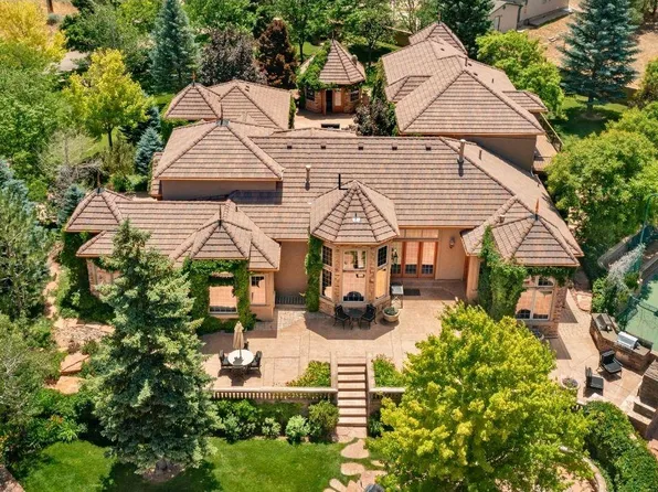 290 E 200 S, Parowan, UT 84761