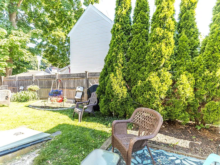 273 Maplewood Ave #1 — Photo 21