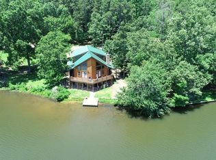 135 King Larry Ct, Scroggins, TX 75480