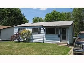 3498 Binbrook Rd N photo 1