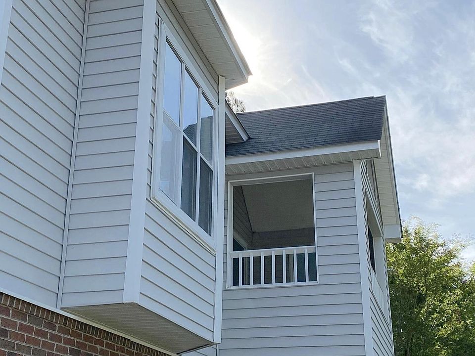 2nd image of 2595 Thackery Road #F