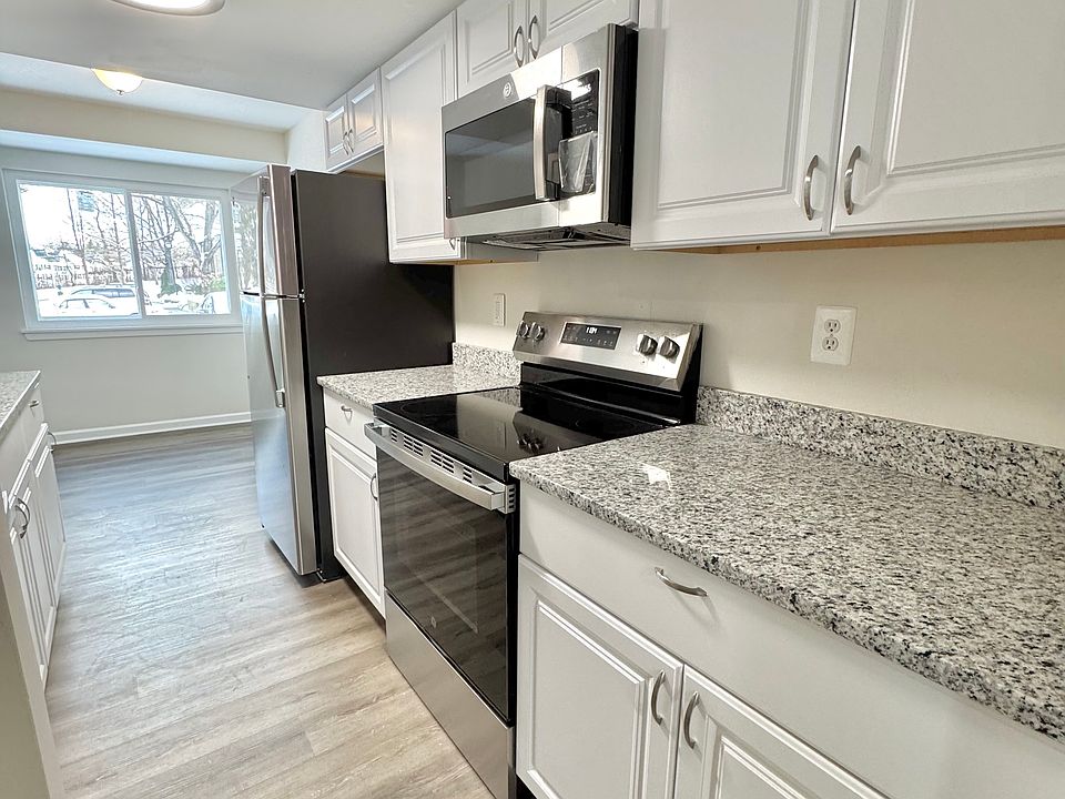 new granite countertop and all stainless appliances