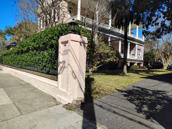(undisclosed Address), Charleston, SC 29403