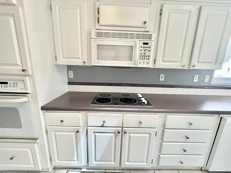 5498 Crane Feather Dr — Photo 22