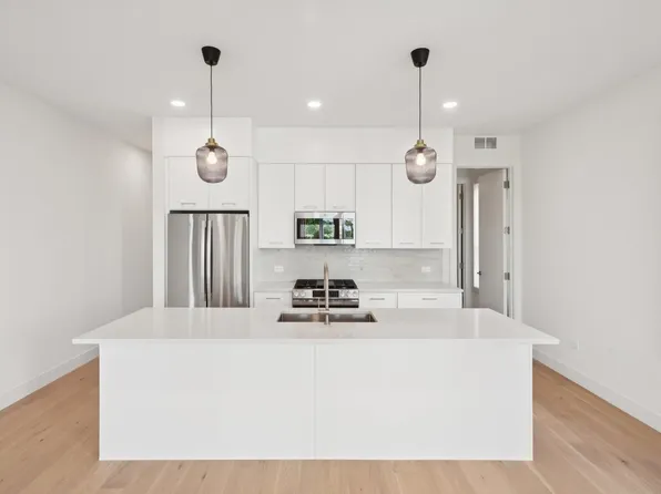 2323 N Lister Ave, Chicago, IL