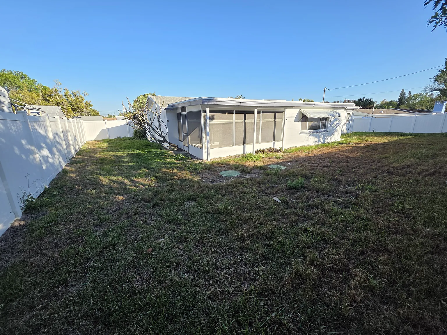 1 bed, 1.0 bath, 100 sqft, $775 — Photo 2