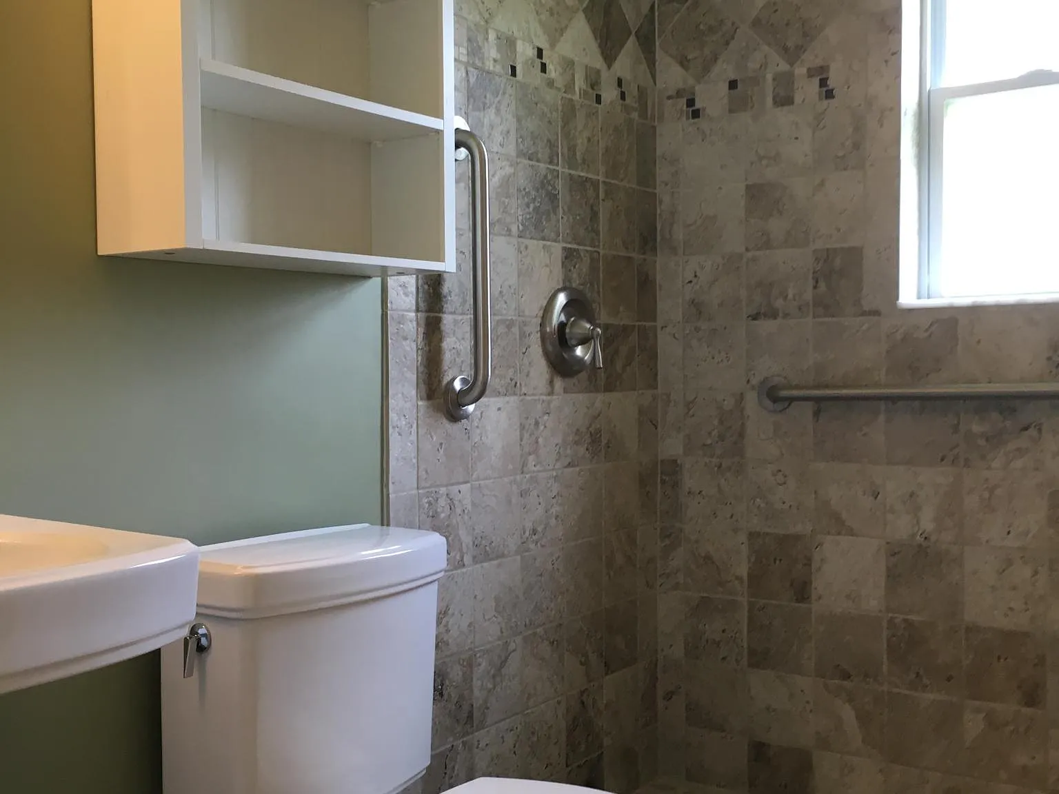 34 Millie Dr — Photo 3