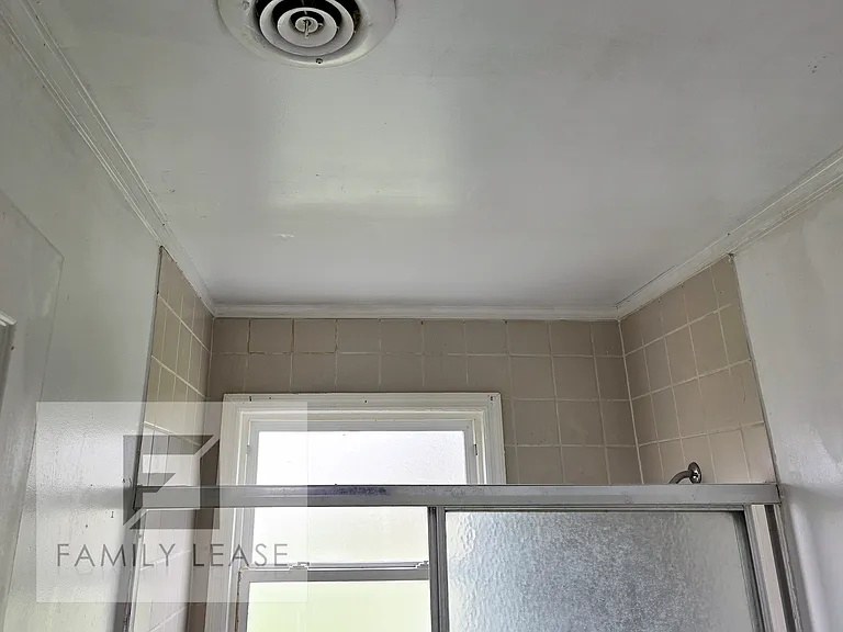 515 Saint Barbara Ln — Photo 18