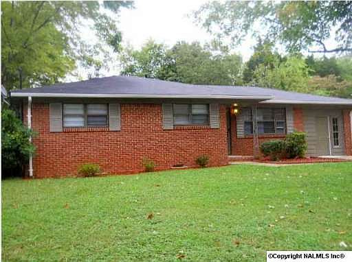 3rd image of 5015 Paden Dr NW