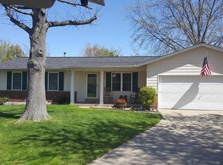 25 Eagle Chase Ct, Saint Peters, MO 63376