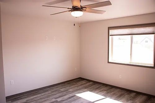 Floor plan 2Bed - 1 Car Garage
