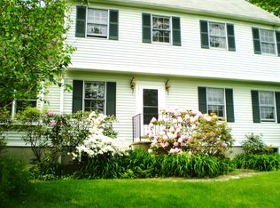 25 Sabrina Dr, Bethany, CT 06524