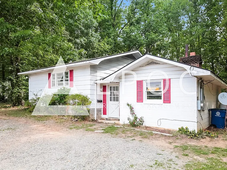 2771 N Carolina Dr #14 — Photo 2