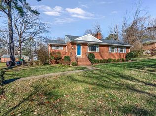 8814 Trevillian Rd, North Chesterfield, VA 23235
