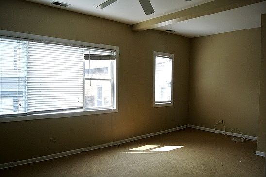 2nd image of 2709 N Magnolia Ave #0