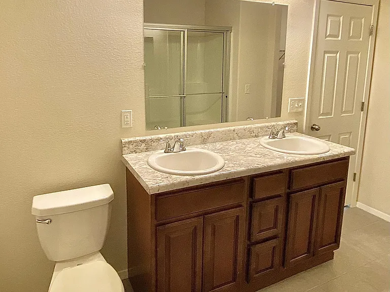 1177 S Springfield Dr — Photo 18