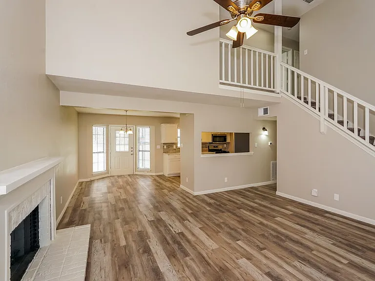 232 Sunset Dr — Photo 5