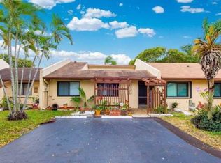 9772 NW 16th Ct, Pembroke Pines, FL 33024