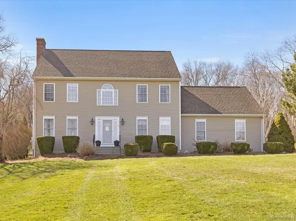 14 Kristem Lane, Hebron, CT 06248