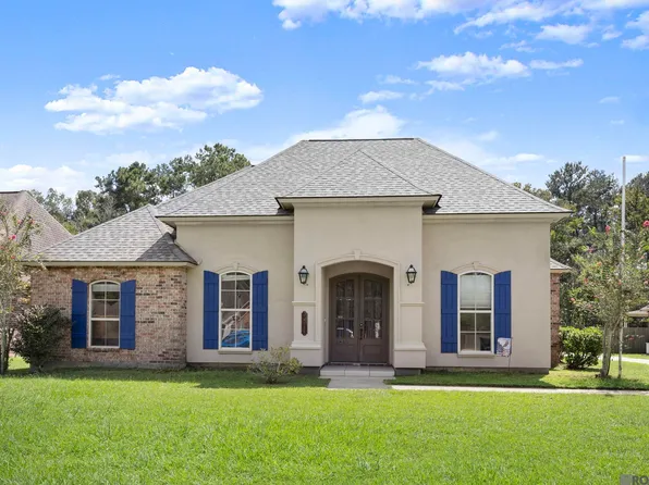 14176 Twelve Oaks Dr, Walker, LA 70785